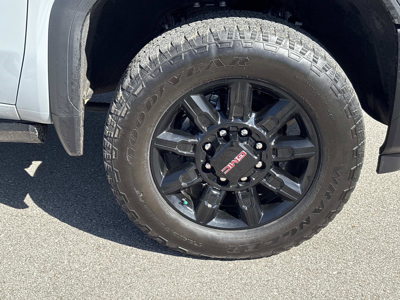 Certified 2025 GMC Sierra 2500 AT4 w/ AT4 Premium Plus Package image 10