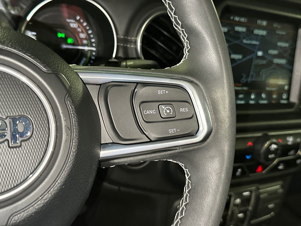 Used 2023 Jeep Wrangler Unlimited Sahara image 19