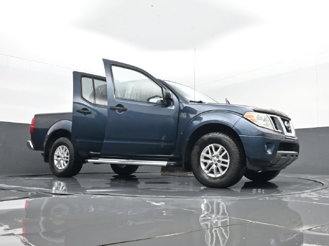 Used 2017 Nissan Frontier SV w/ SV Value Truck Package AWD/4WD image 30