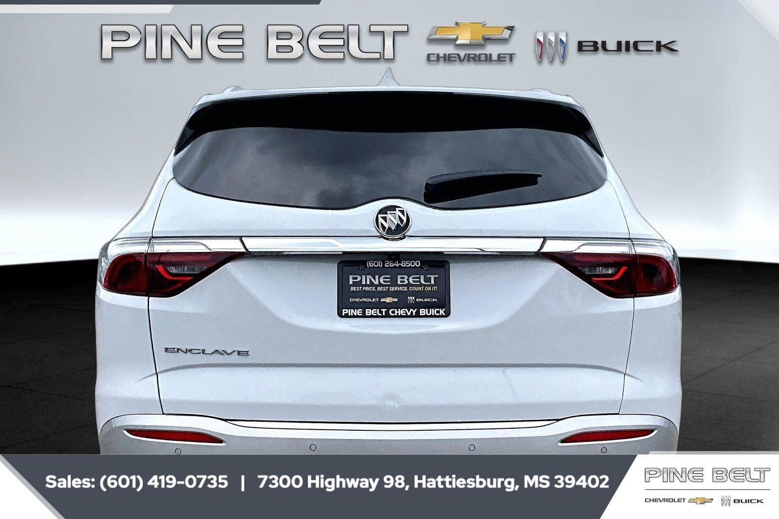 Used 2023 Buick Enclave Essence FWD image 4