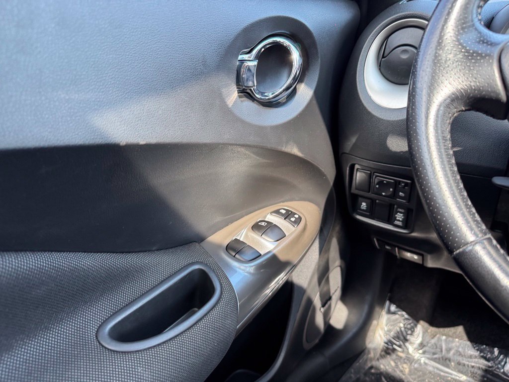 Used 2014 Nissan Juke SL AWD/4WD image 32