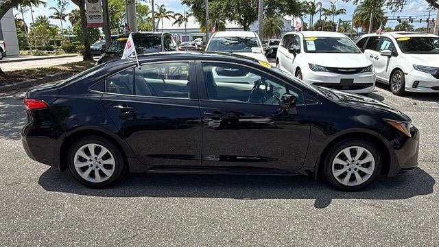 Certified 2025 Toyota Corolla LE image 11