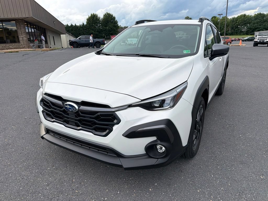Certified 2025 Subaru Crosstrek 2.5i Limited w/ Crosstrek Mirror Package AWD/4WD image 1