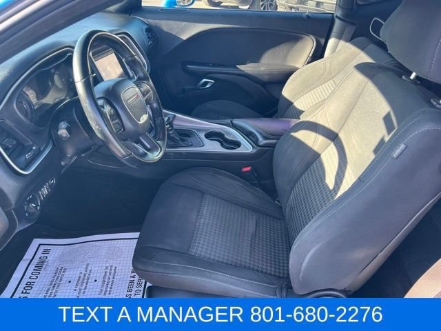 Used 2019 Dodge Challenger SXT w/ Blacktop Package AWD/4WD image 17