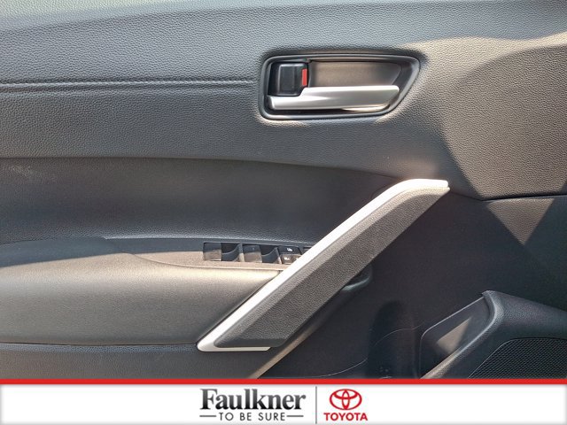 Certified 2025 Toyota Corolla Cross XLE FWD image 12