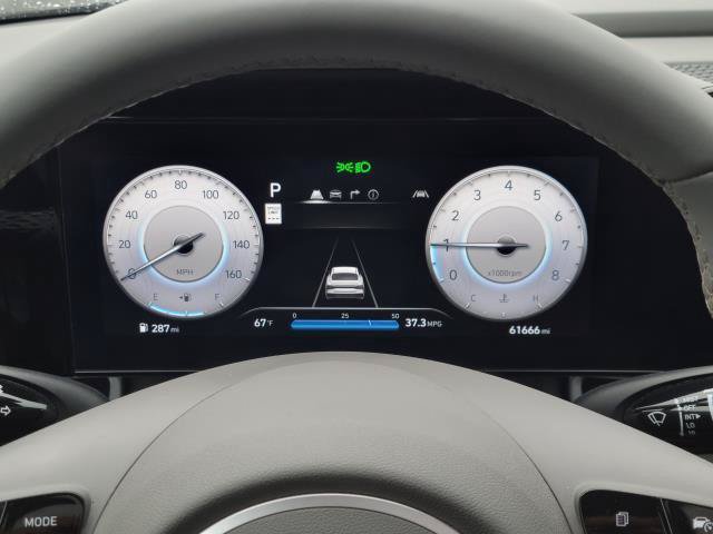 Used 2025 Hyundai Elantra SEL FWD image 14