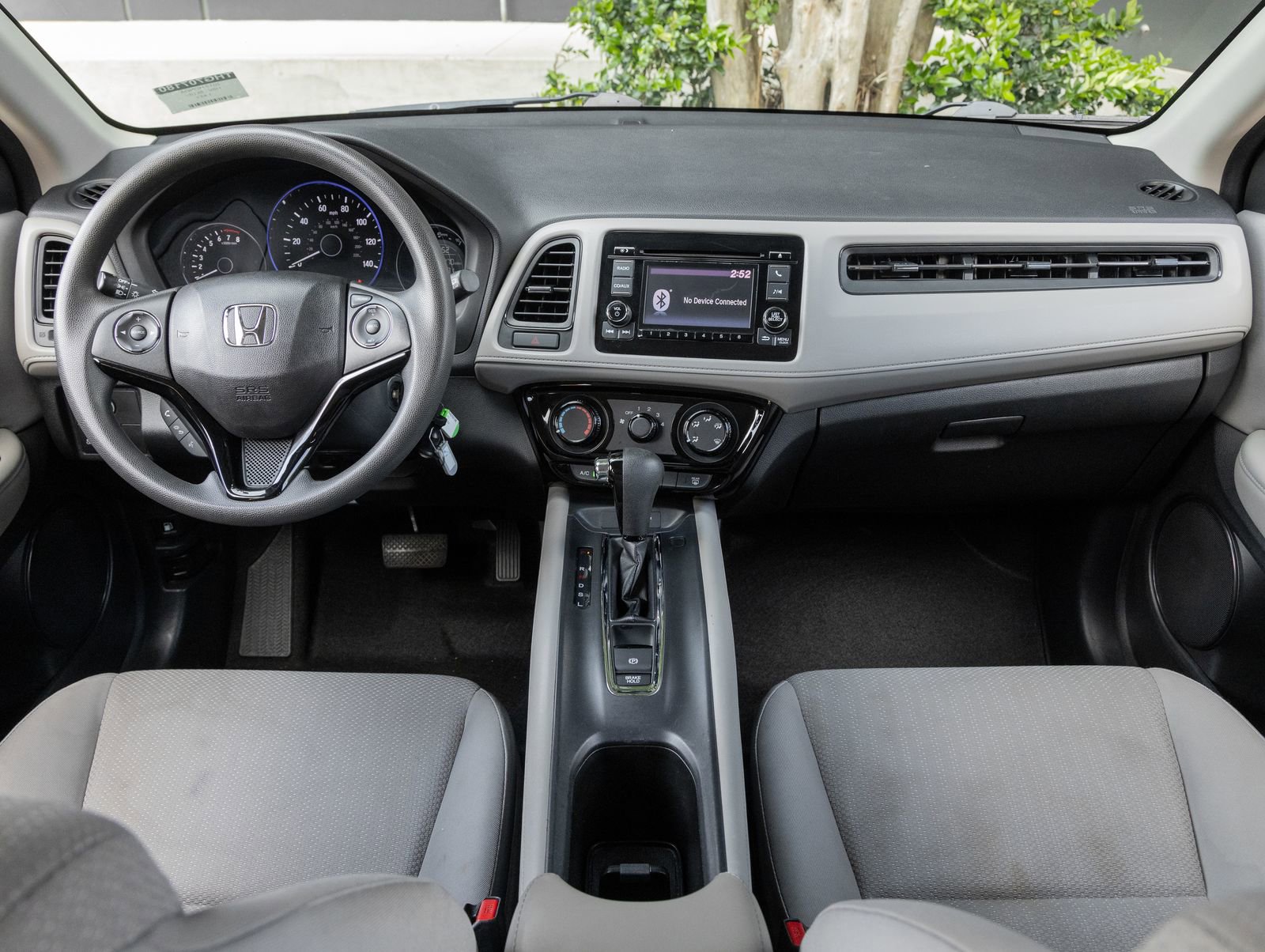 Used 2017 Honda HR-V LX image 12