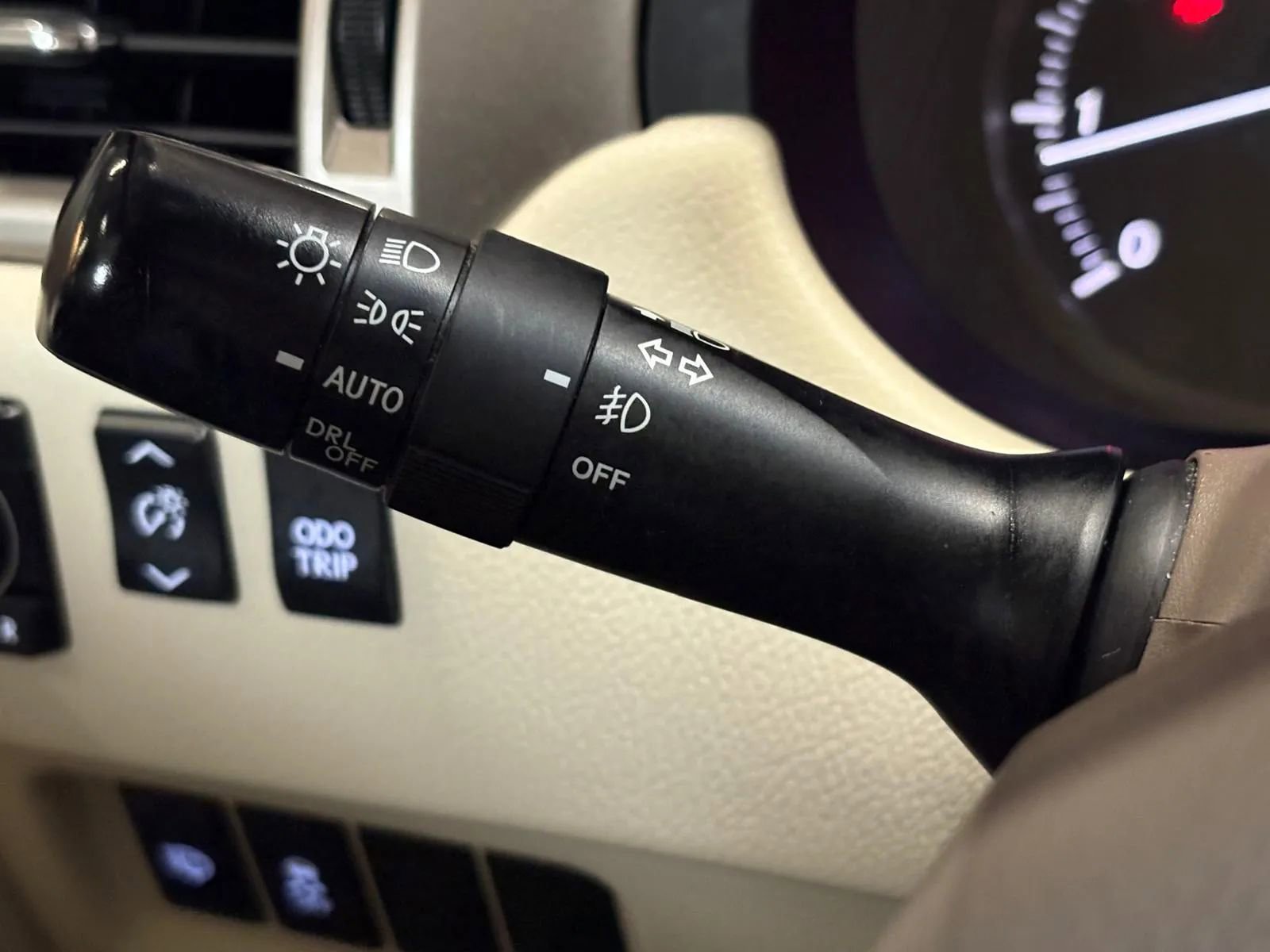 Used 2016 Lexus GX 460 w/ Premium Package image 42