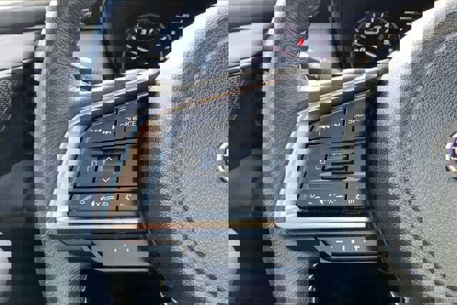 Used 2024 Subaru Outback Premium image 17