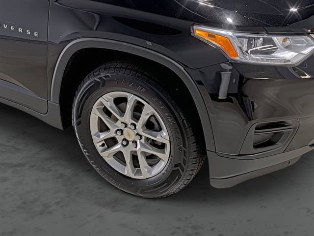 Used 2020 Chevrolet Traverse LS w/ LPO, Floor Liner Package AWD/4WD image 15
