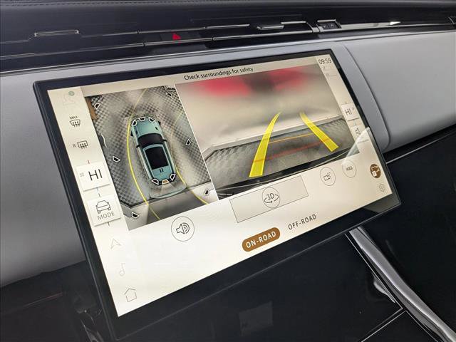 New 2025 Land Rover Range Rover Sport Dynamic SE image 17