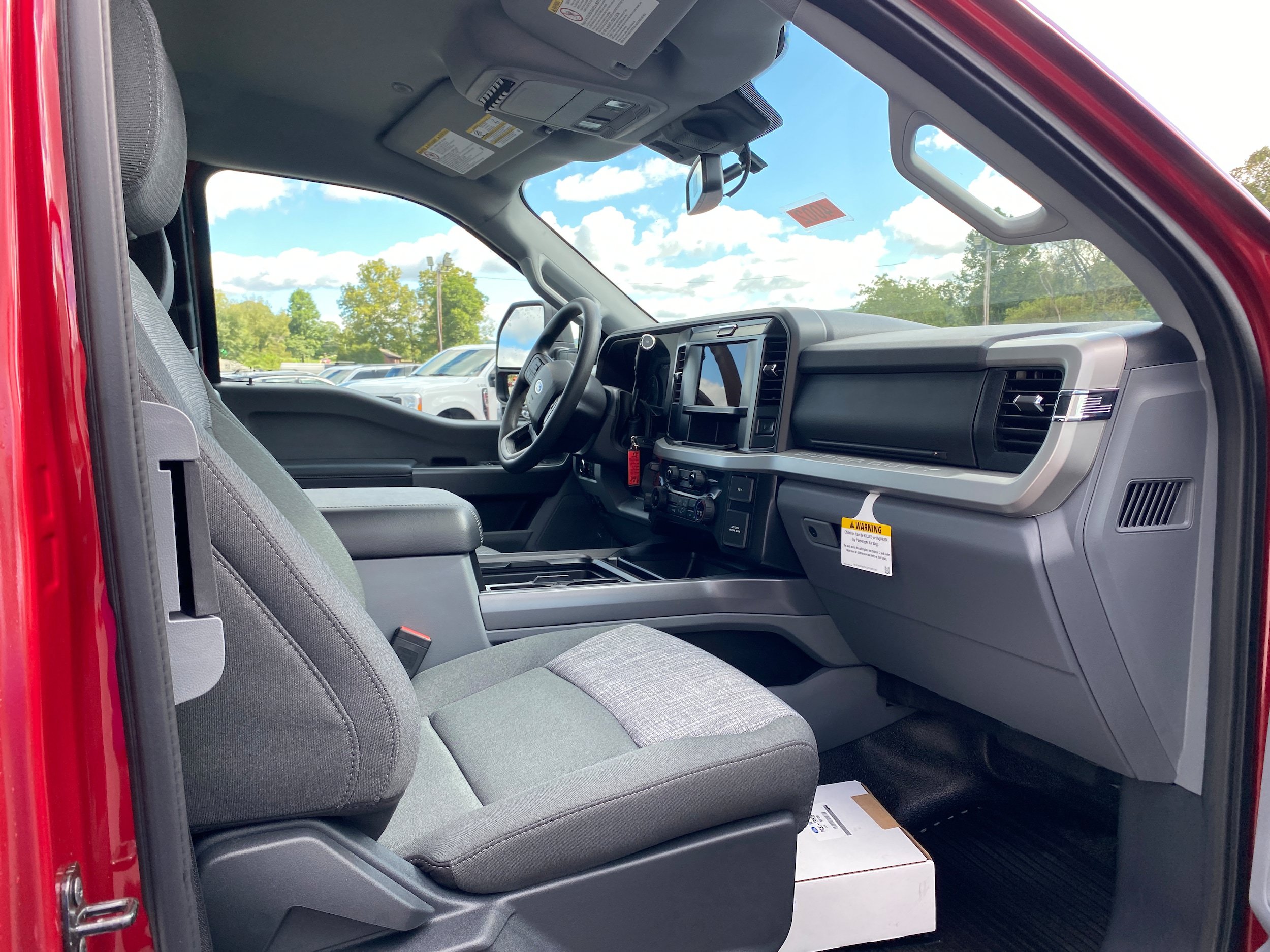 New 2026 Ford F350 XLT w/ XLT Value Package AWD/4WD image 18