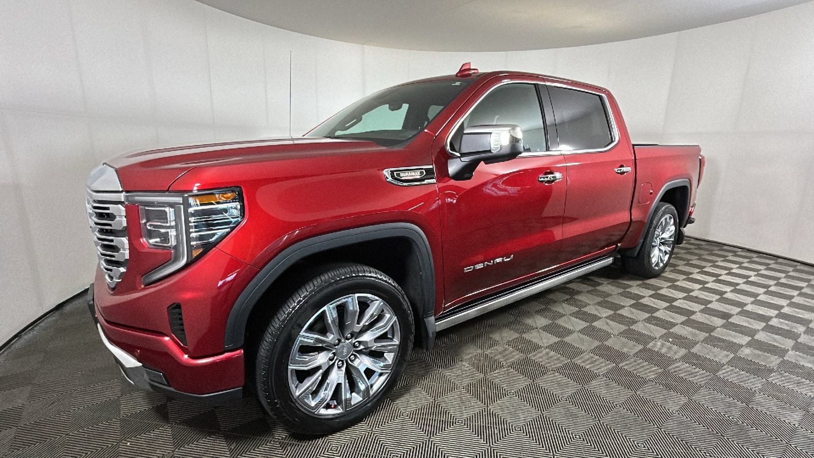 Used 2024 GMC Sierra 1500 Denali w/ Denali Reserve Package AWD/4WD image 8