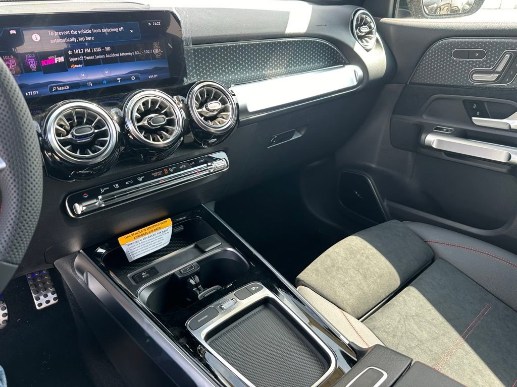 Used 2024 Mercedes-Benz GLB 250 image 22