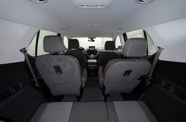 Used 2019 Chevrolet Traverse LT image 12