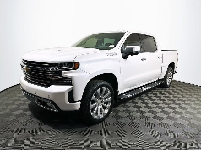 Used 2022 Chevrolet Silverado 1500 High Country w/ Technology Package image 4