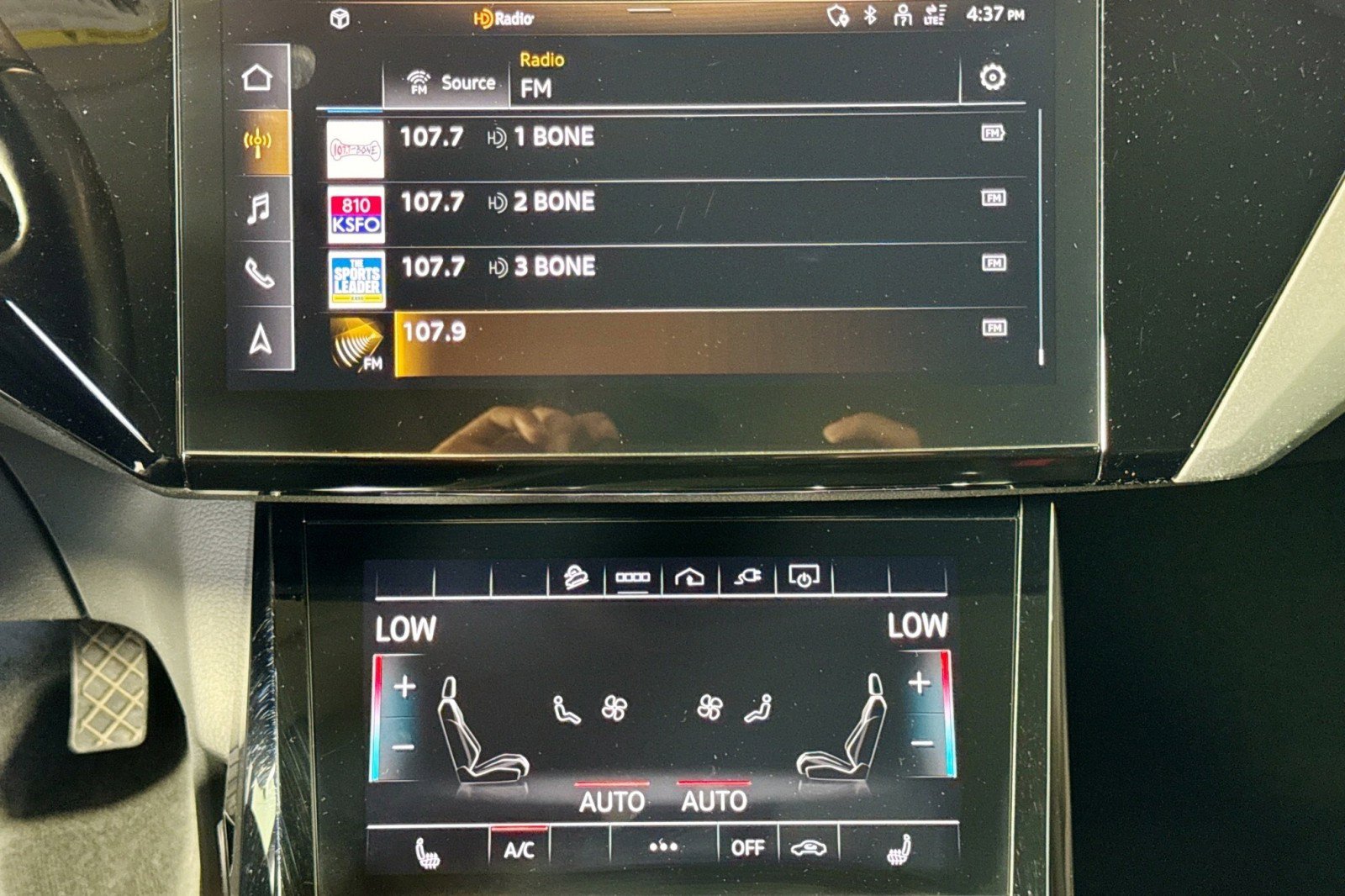 Used 2022 Audi e-tron Premium image 14