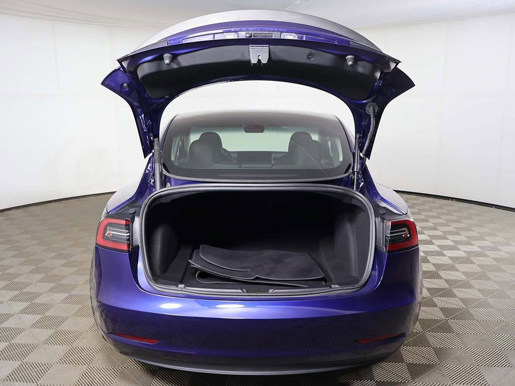 Used 2023 Tesla Model 3 Performance image 17