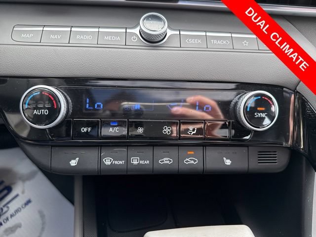 Used 2024 Hyundai Elantra SEL w/ Convenience Package FWD image 10