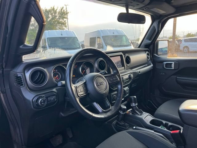 Used 2022 Jeep Gladiator Sport AWD/4WD image 2
