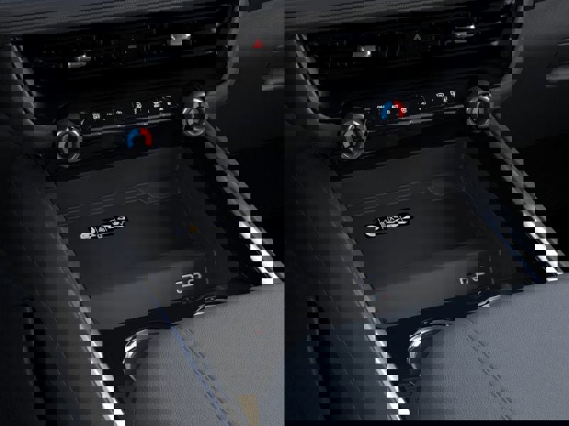 New 2025 Chevrolet Suburban LT image 23