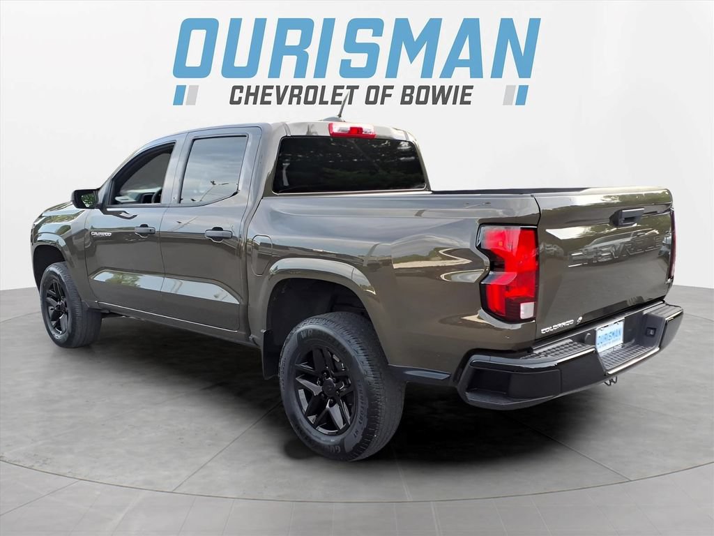 Used 2023 Chevrolet Colorado W/T RWD image 3