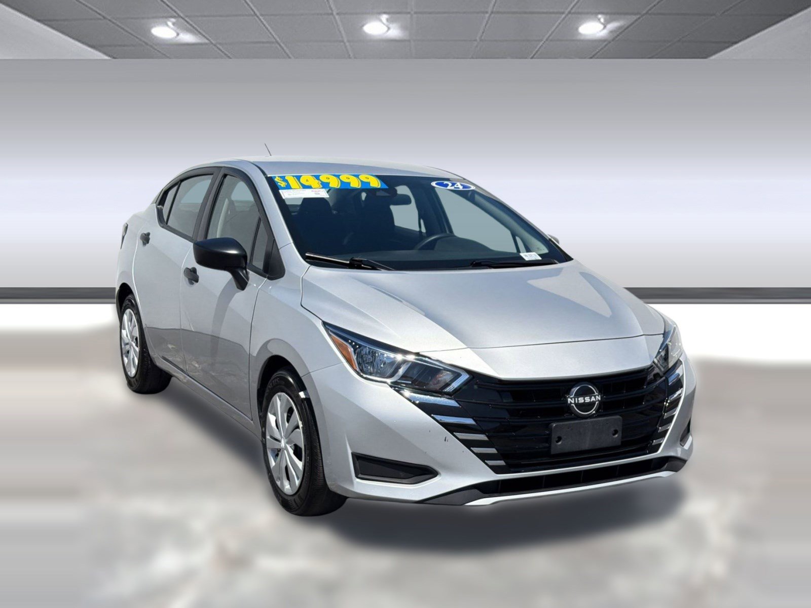 Used 2024 Nissan Versa S FWD image 6