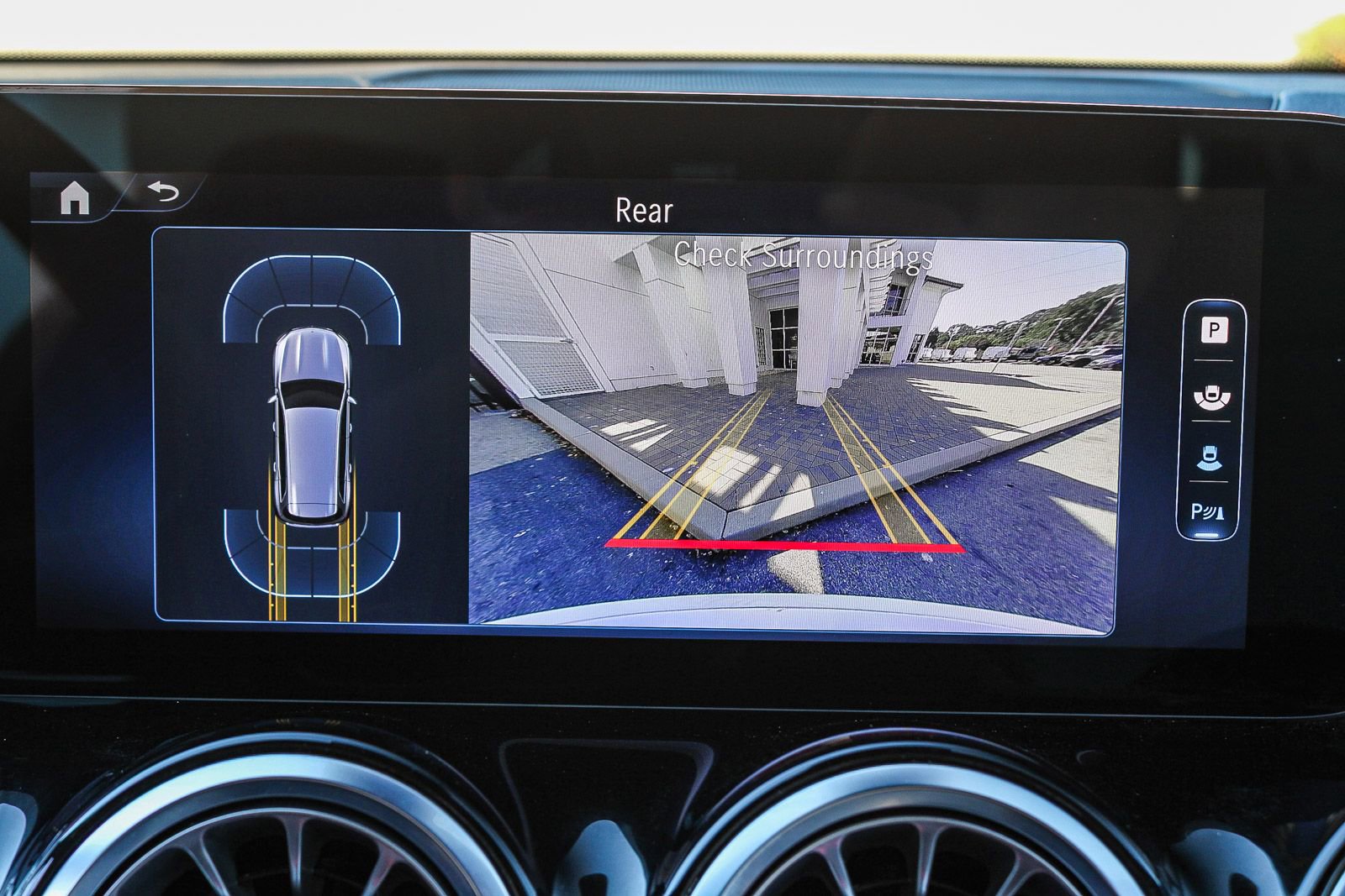 Certified 2025 Mercedes-Benz GLB 250 image 27