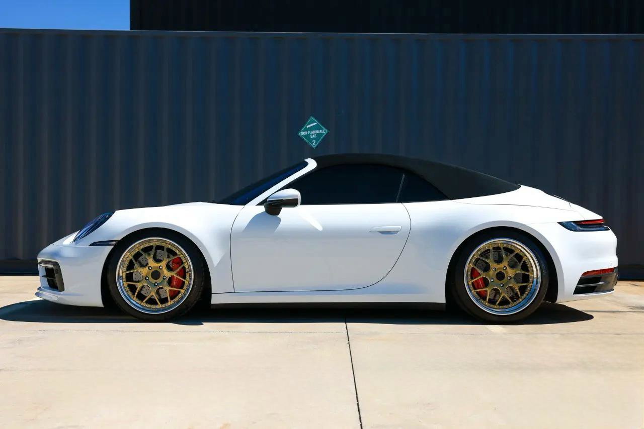 Used 2020 Porsche 911 Carrera S w/ Sport Package image 39