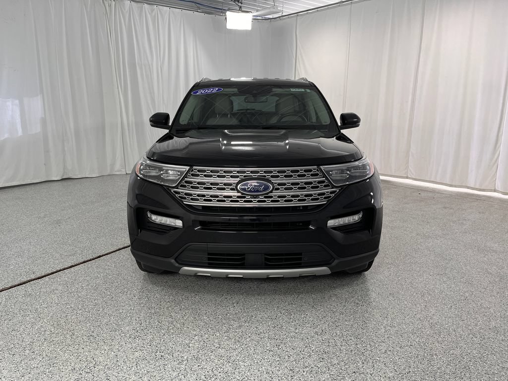 Used 2022 Ford Explorer Limited w/ Equipment Group 301A AWD/4WD image 16