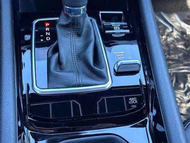 Certified 2024 Jeep Compass Limited w/ High Altitude Package image 26