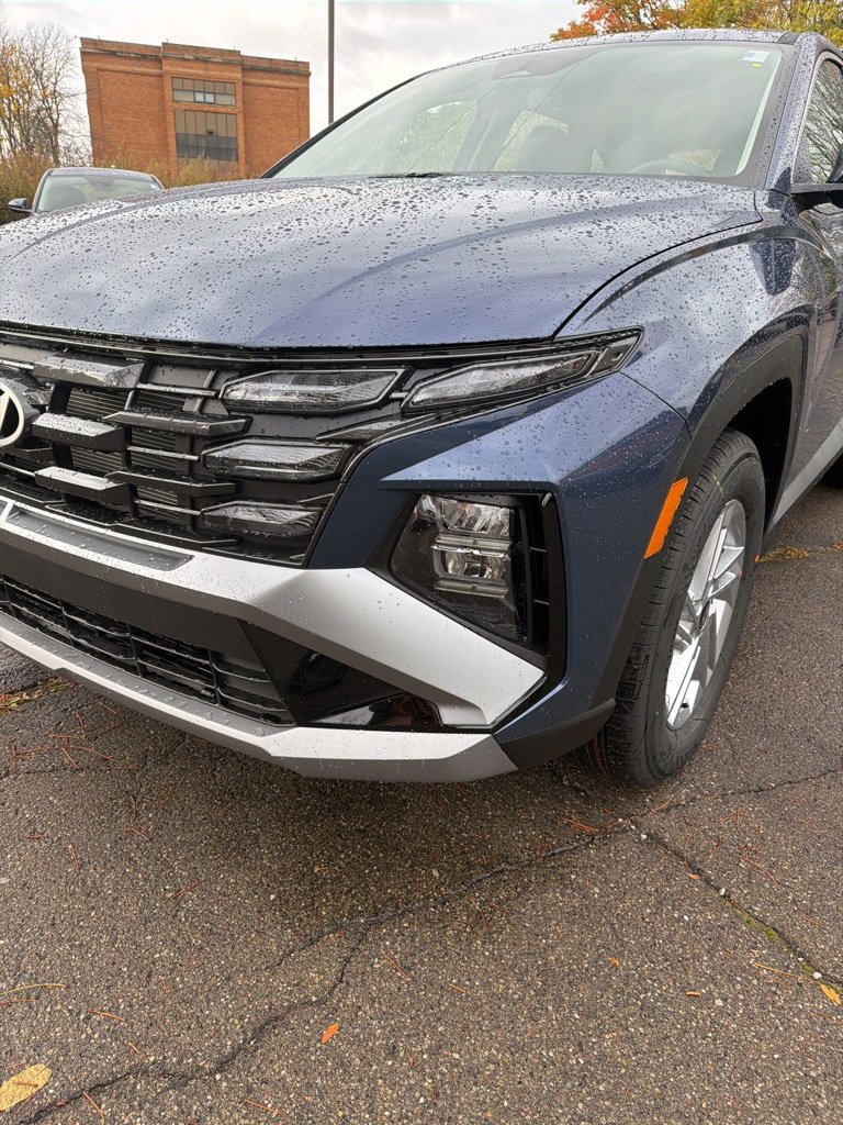 New 2026 Hyundai Tucson SE image 9