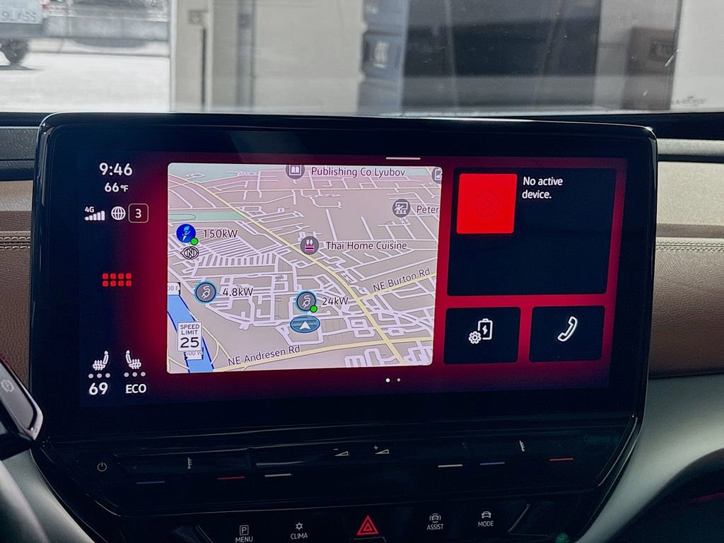 Used 2021 Volkswagen ID.4 Pro S w/ Gradient Package image 16