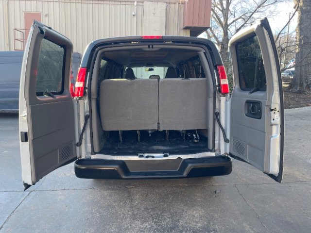 Used 2023 Chevrolet Express 3500 LS RWD image 19