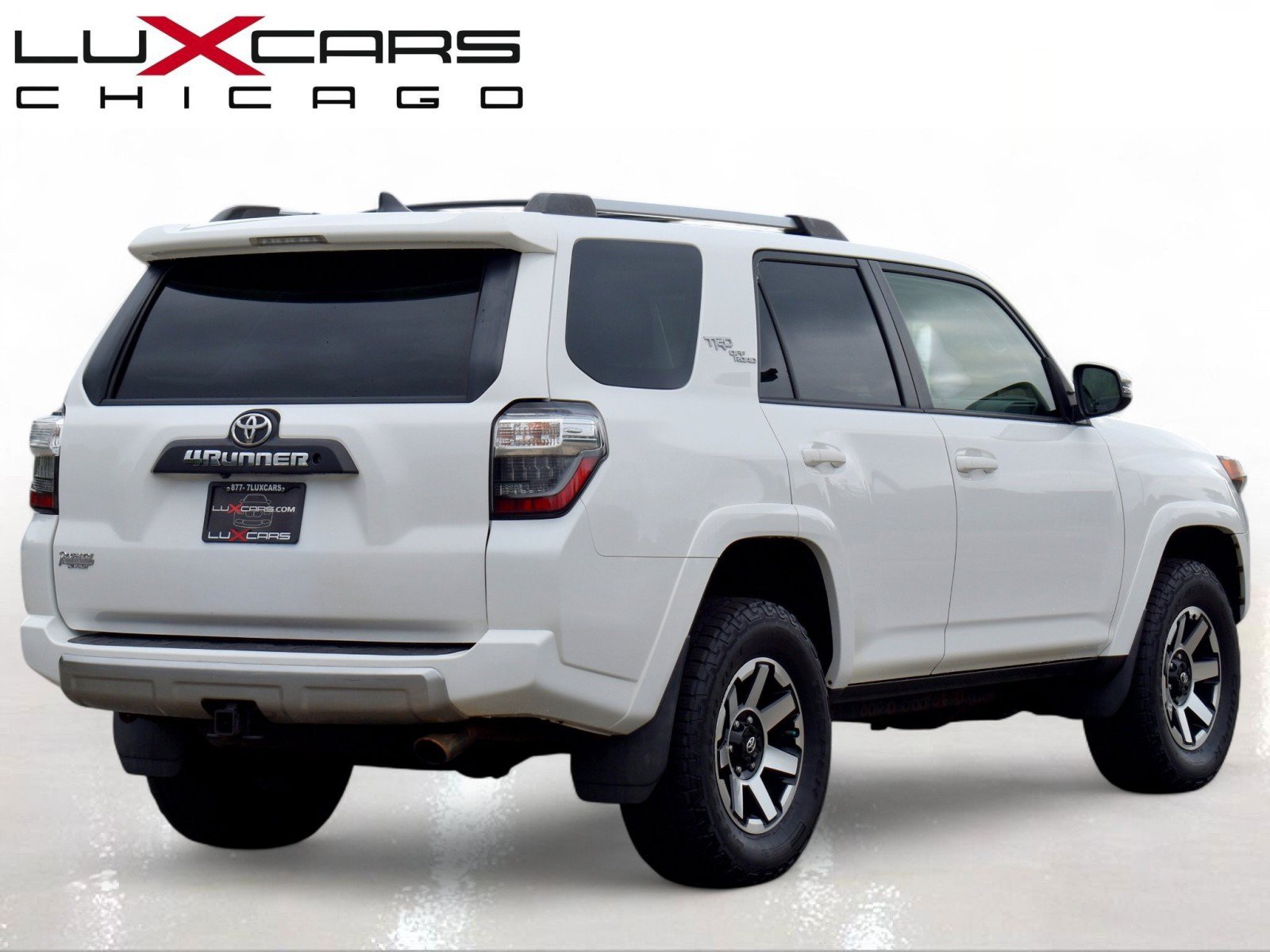 Used 2018 Toyota 4Runner TRD Off-Road Premium w/ Convenience Package AWD/4WD image 11