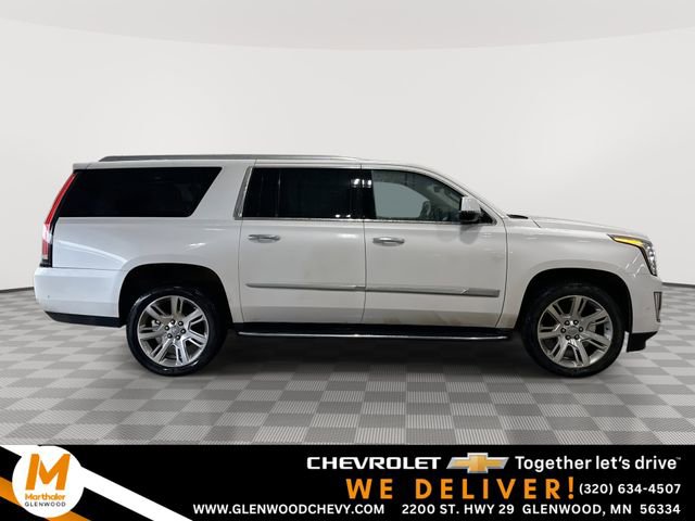 Used 2019 Cadillac Escalade ESV Luxury AWD/4WD image 1
