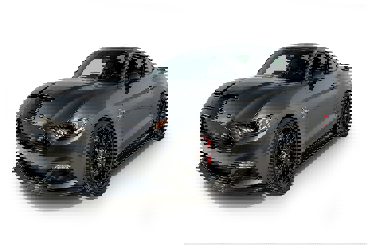 Used 2017 Ford Mustang GT Premium w/ Equipment Group 401A image 2