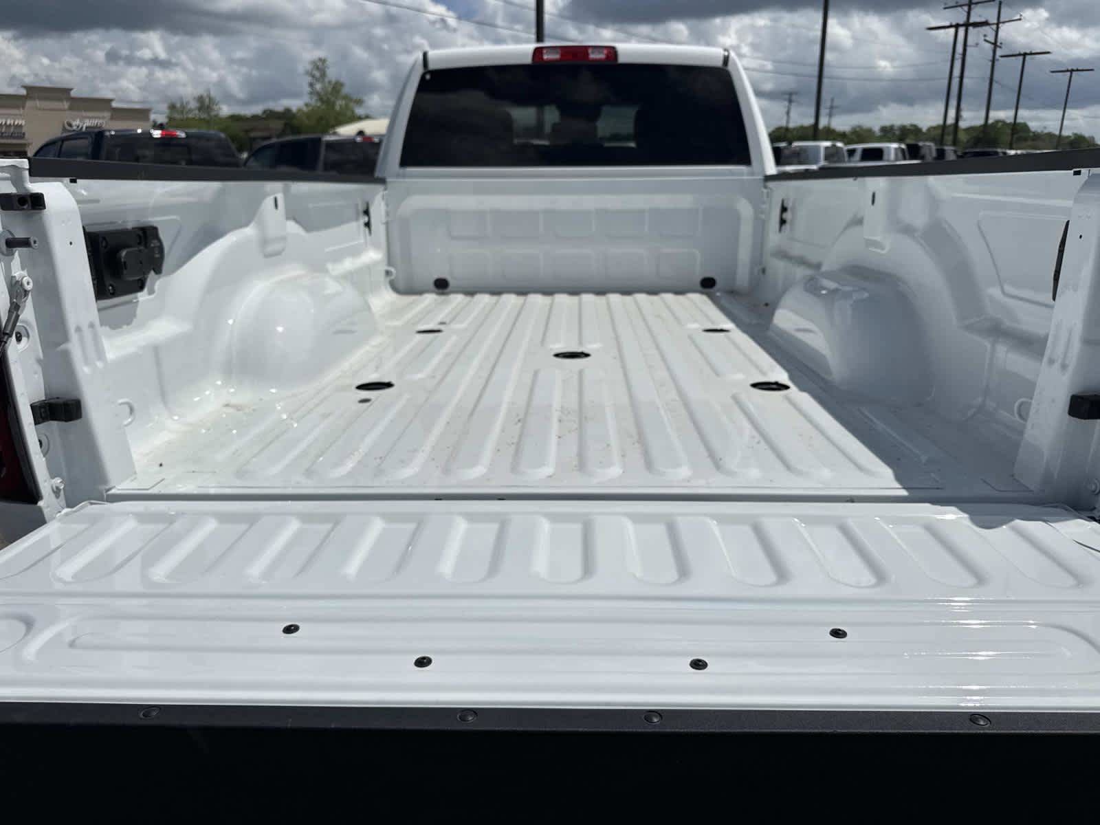 New 2026 RAM 3500 Tradesman w/ Chrome Appearance Group A AWD/4WD image 7