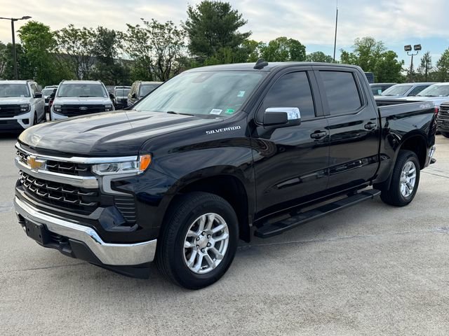 Used 2023 Chevrolet Silverado 1500 LT AWD/4WD image 13