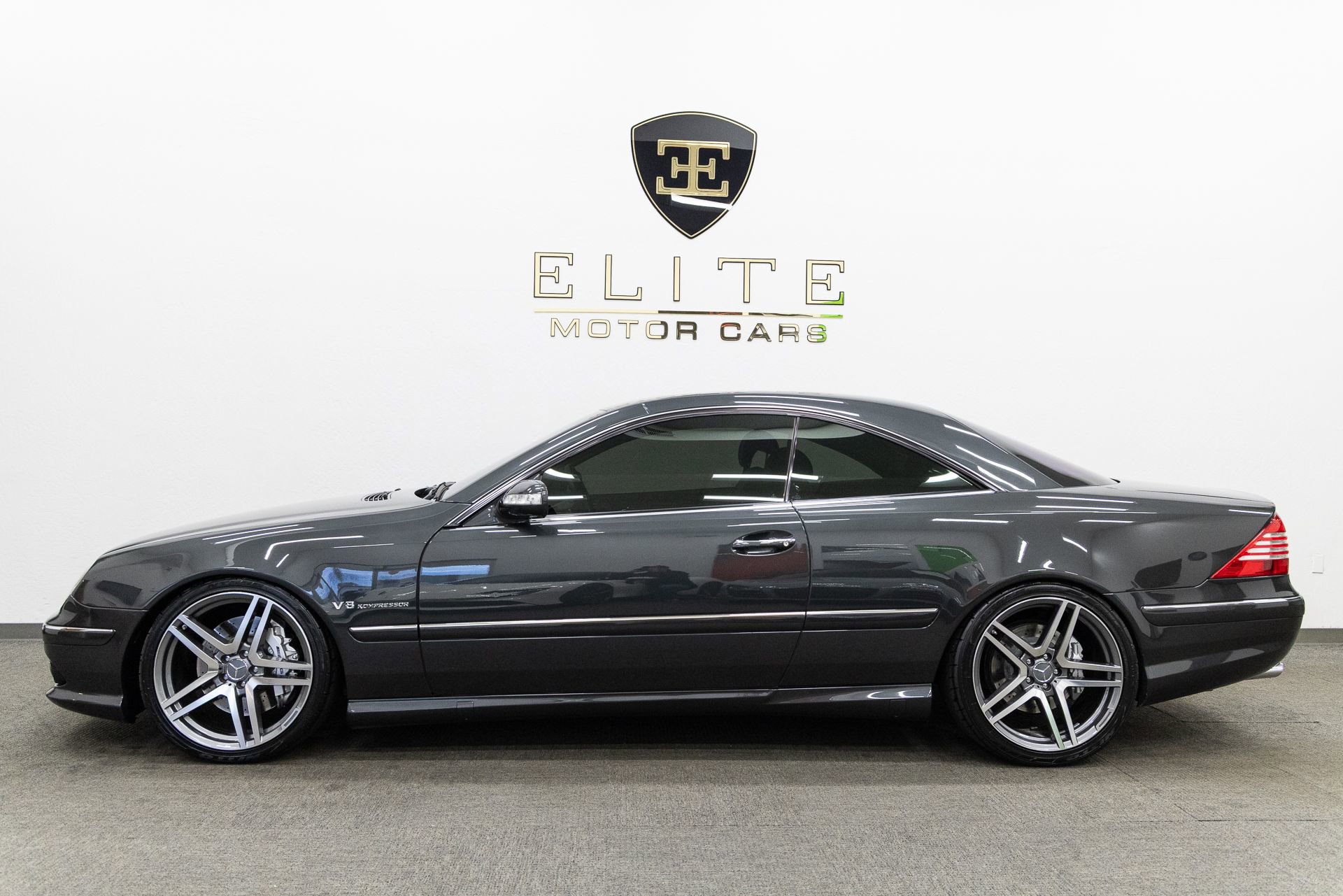 Used 2004 Mercedes-Benz CL 55 AMG image 2
