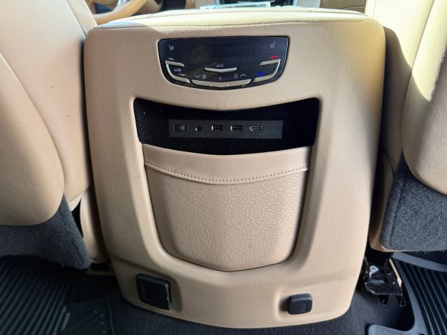 Used 2019 Cadillac Escalade ESV Platinum AWD/4WD image 23