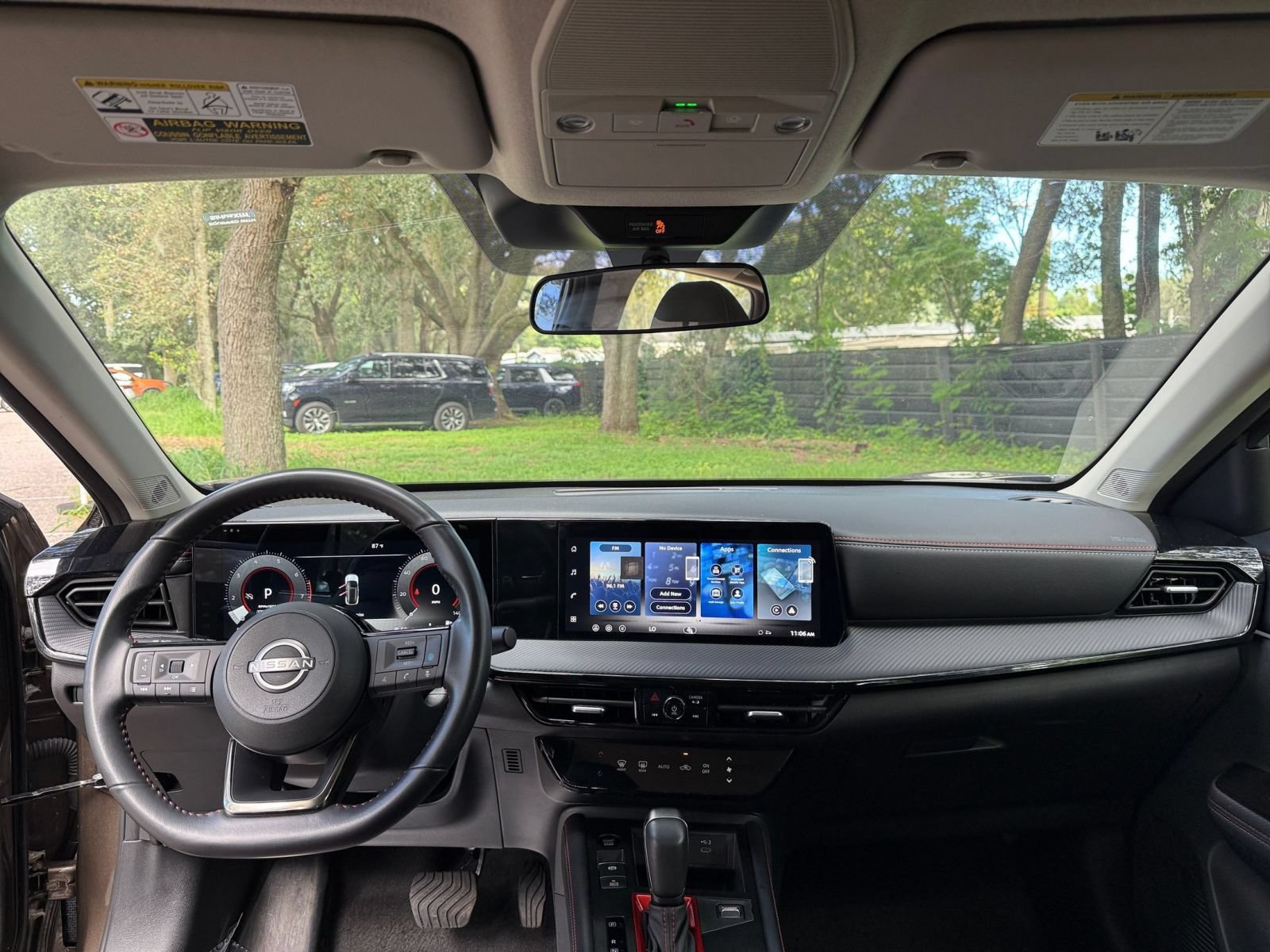 Used 2026 Nissan Kicks SR FWD image 29