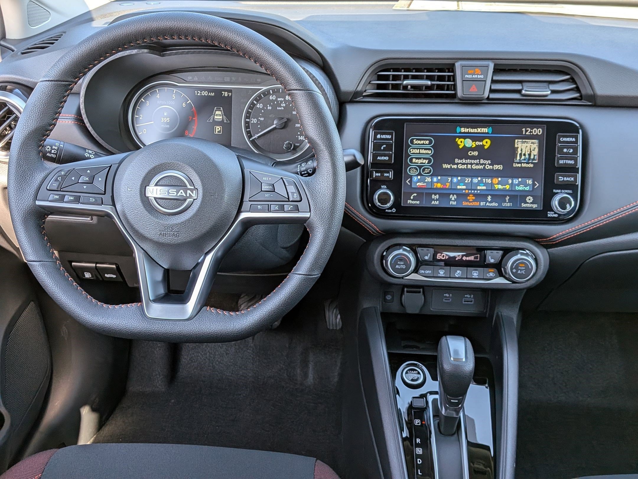New 2025 Nissan Versa SR w/ Trunk Package FWD image 28