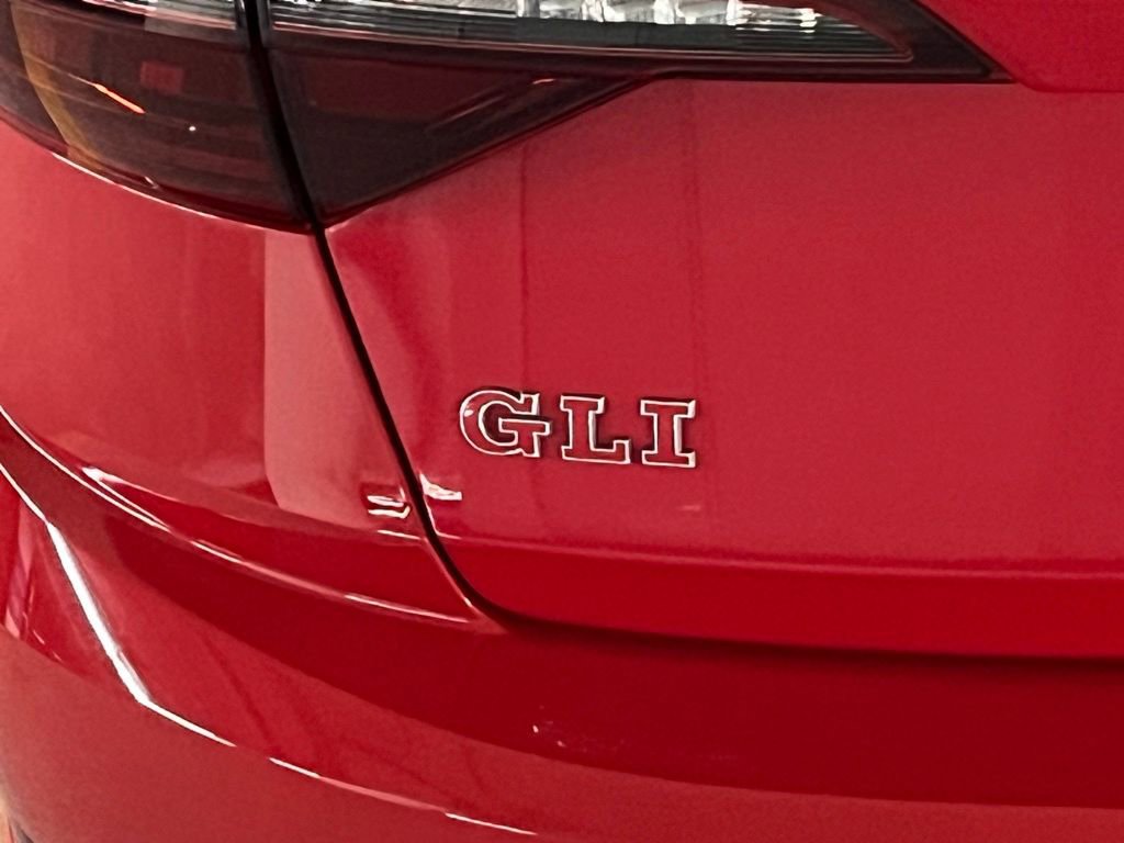 Used 2020 Volkswagen Jetta GLI Autobahn image 35