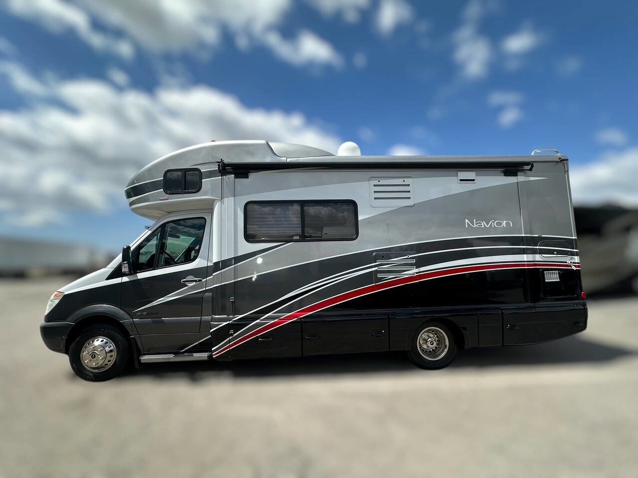 Used 2008 Dodge Sprinter 3500 image 7