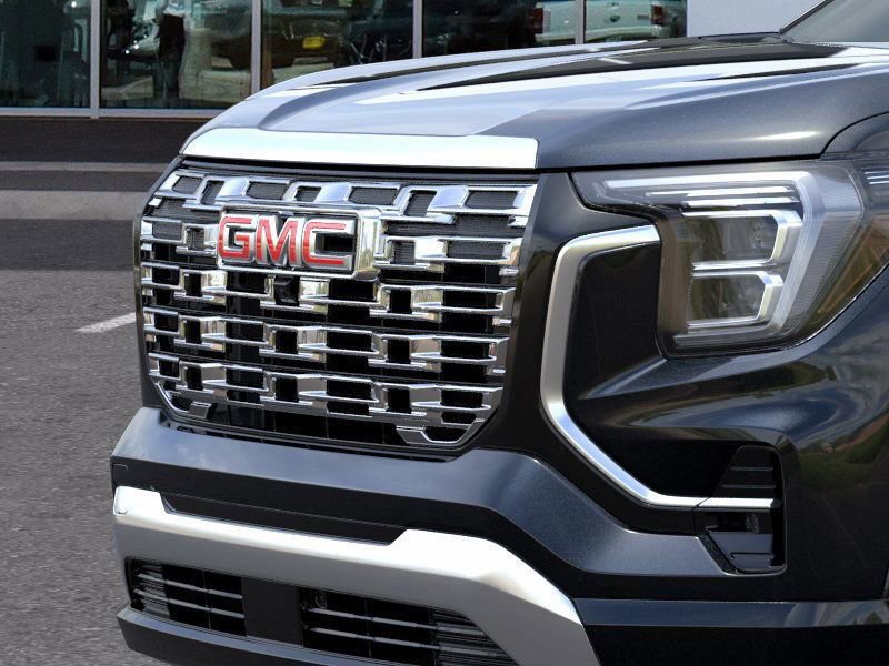 New 2026 GMC Terrain Denali w/ LPO, Black Badging Package AWD/4WD image 13