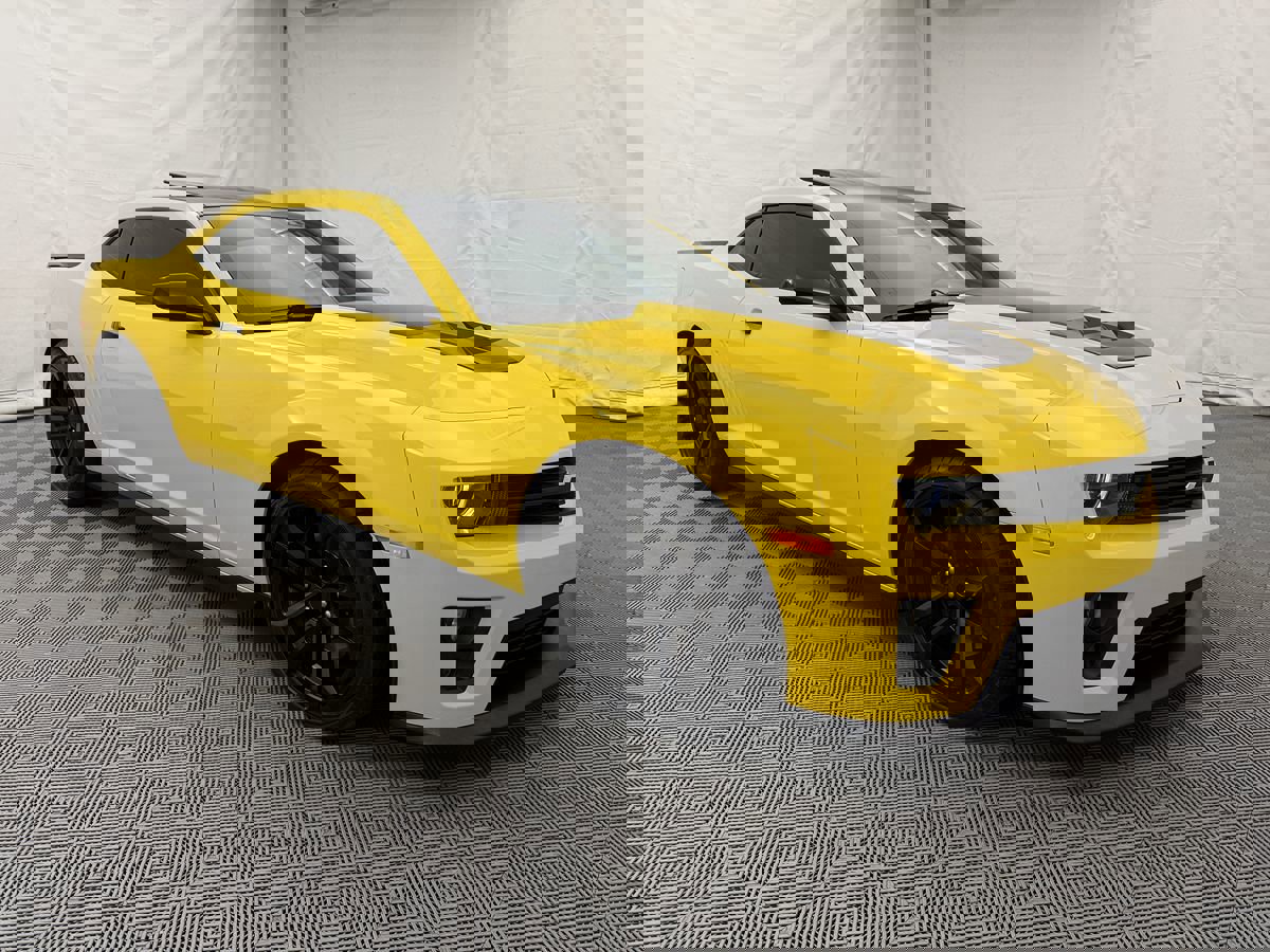 Used 2013 Chevrolet Camaro ZL1 image 3