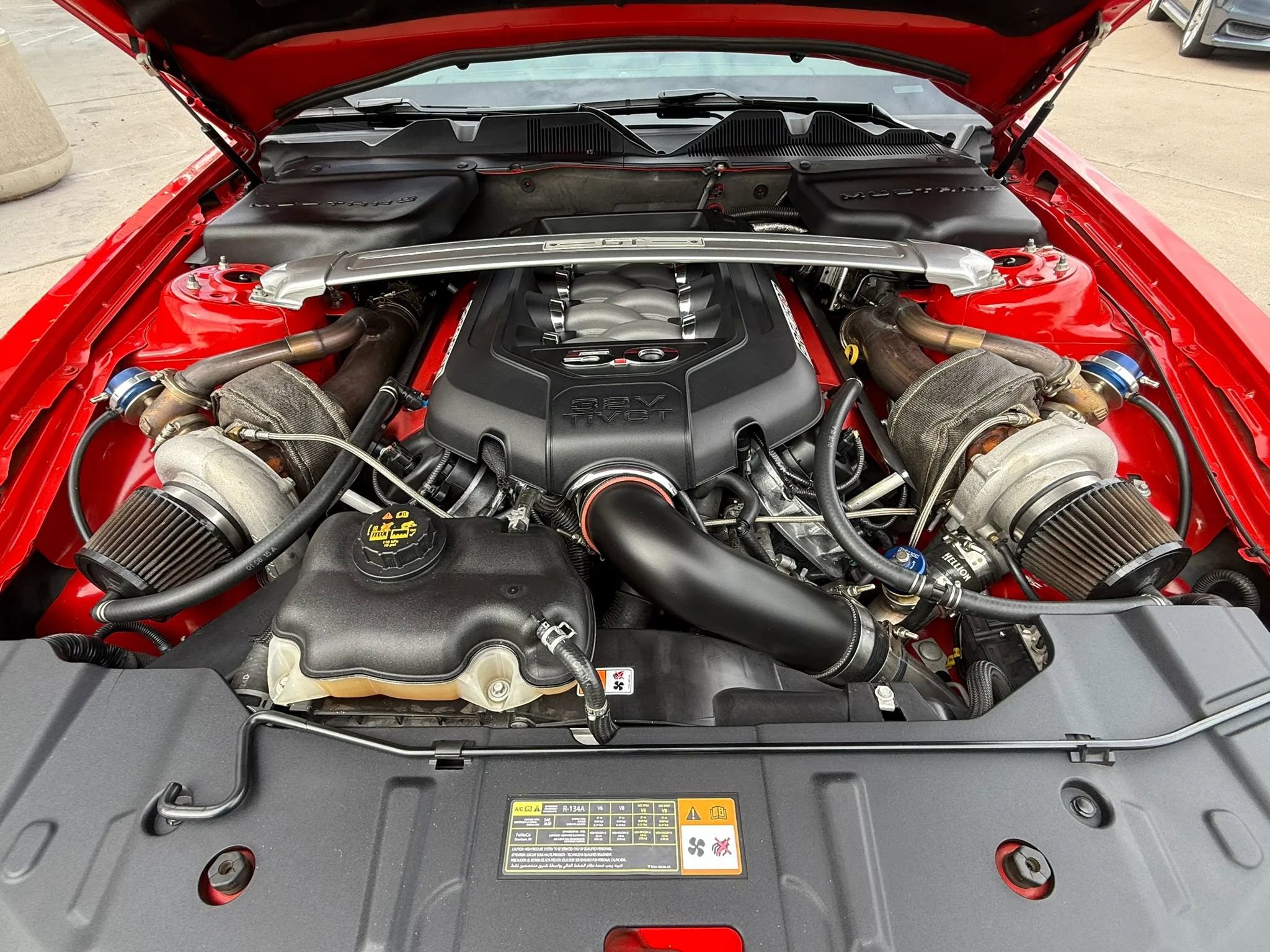 Used 2013 Ford Mustang GT Premium RWD image 27