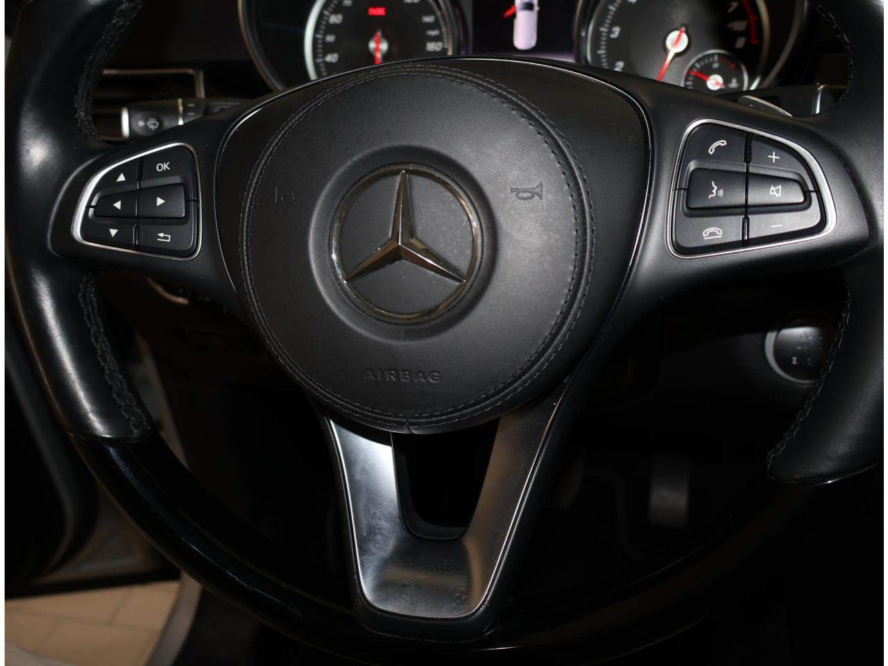 Used 2018 Mercedes-Benz GLS 550 4MATIC image 19