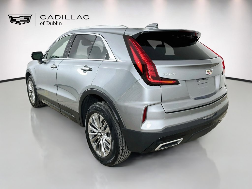Used 2024 Cadillac XT4 Premium Luxury FWD image 7